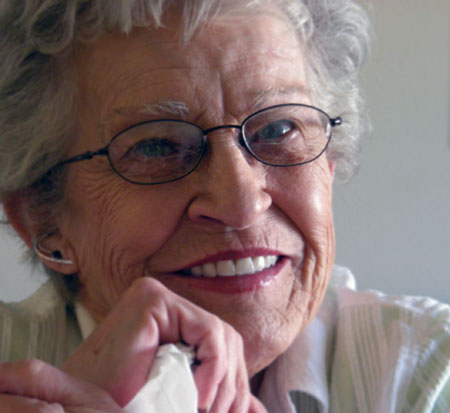 MOM280.jpg