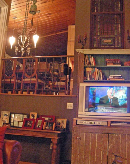 wallisontv.jpg